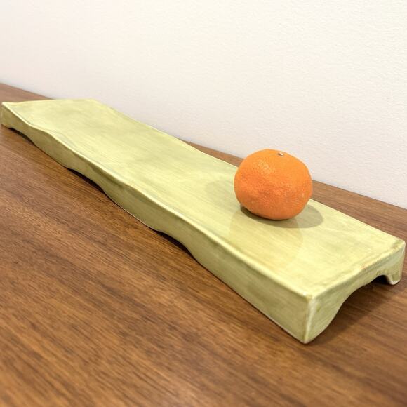 Aletha Soule Studio Earthenware Pottery Fruit Tray Serving Tray 18.5" Kiwi Green - Picture 1 of 11
